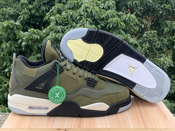 AIR JORDAN 4